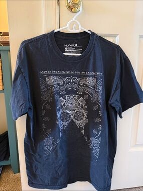 Hurley Men’s Black Graphic Short Sleeve Tee